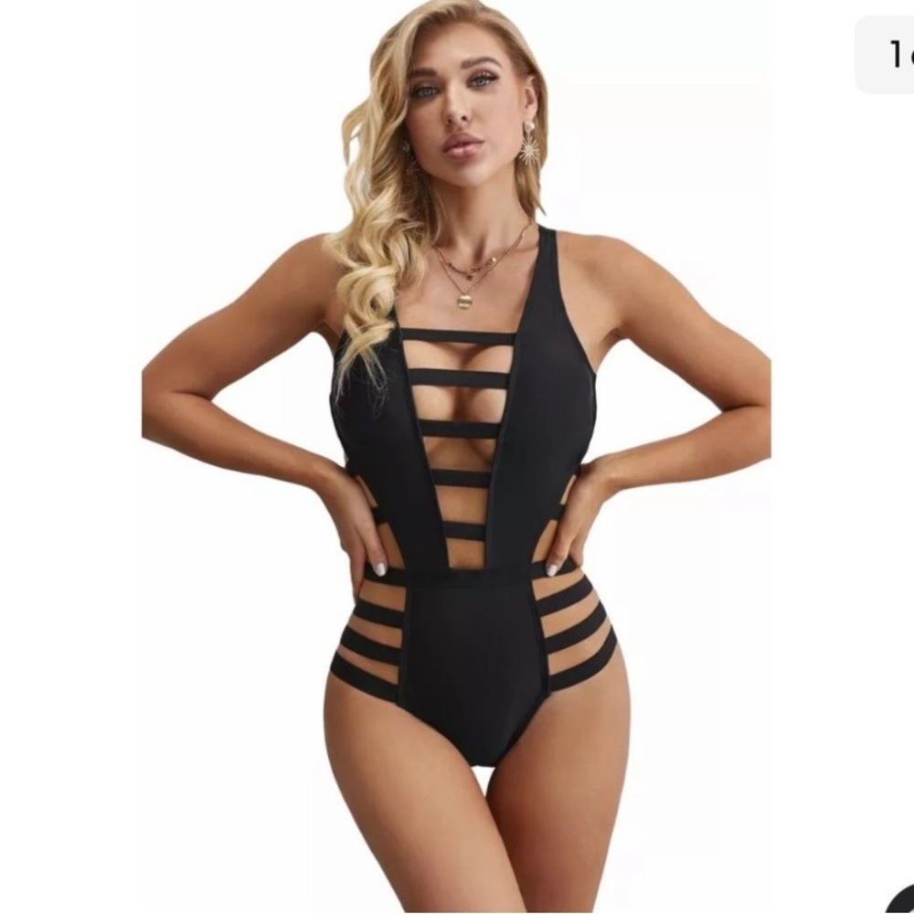 Women Black Strappy Cutout One Piece Bathing Suit